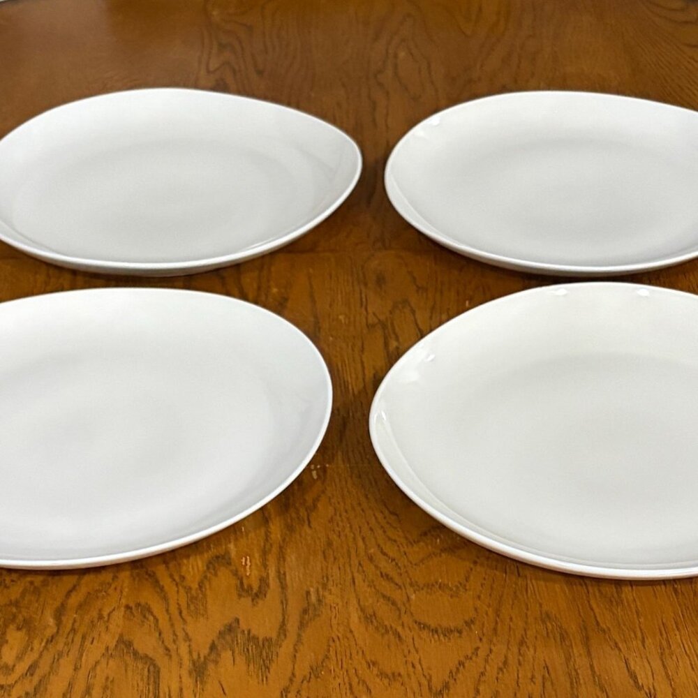4 West Elm Organic Rim White Porcelain Dinner Plates Wave Curve Modern Minimalis - Picture 3 of 6